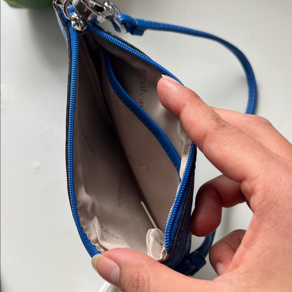 Calvin Klein Vibrant Blue Wristlet 
Original one!!! Not fake ♥️🫶 - Picture 4 of 6